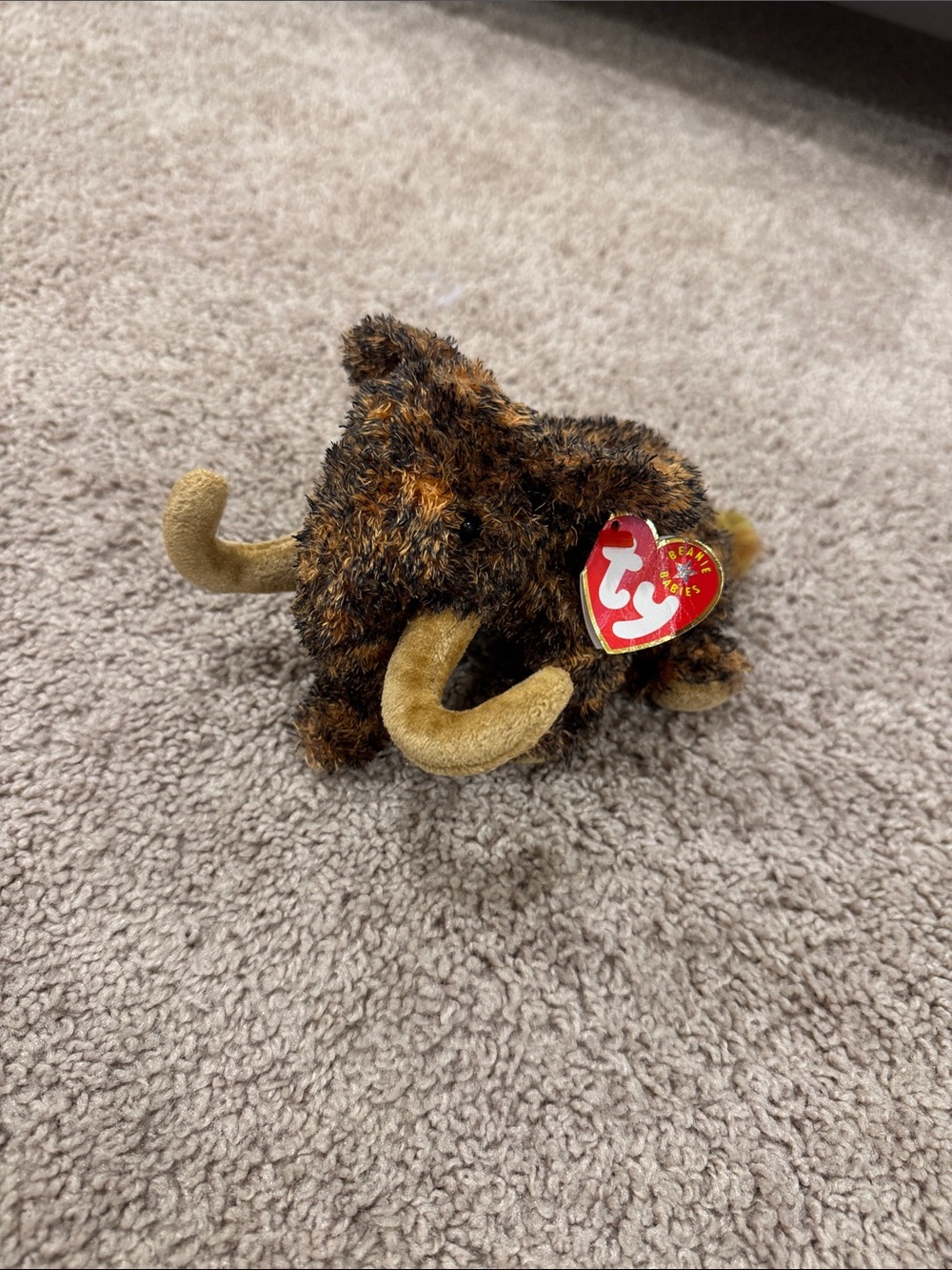 TY Beanie Baby GIGANTO Wooly Mammoth (6") Ty-Silk Brown Prehistoric LIKE NEW